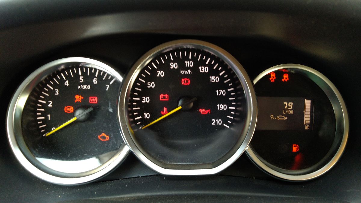 Найпоширені автомобільні помилки: що вони означають і як їх уникнути