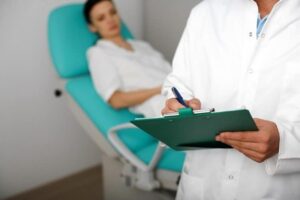 Як розрахувати дату пологів — ілюстрація з календарем