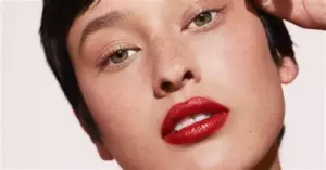 Колагенові волокна та їхня роль у тканинах людини