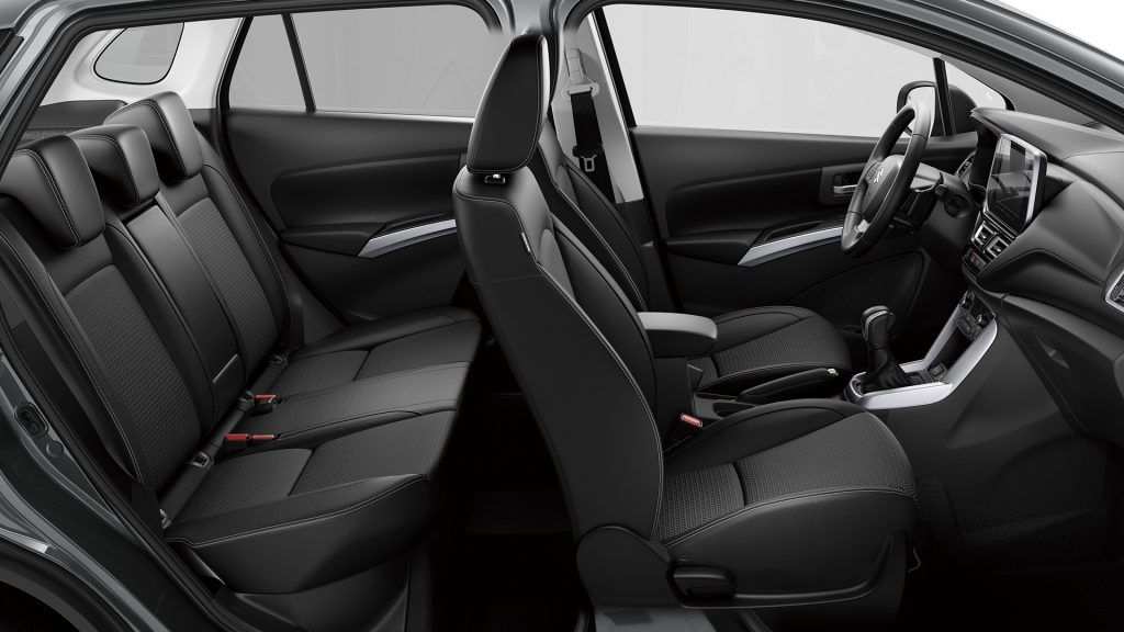 Suzuki S-Cross: характеристики, салон, кліренс і повний огляд моделі