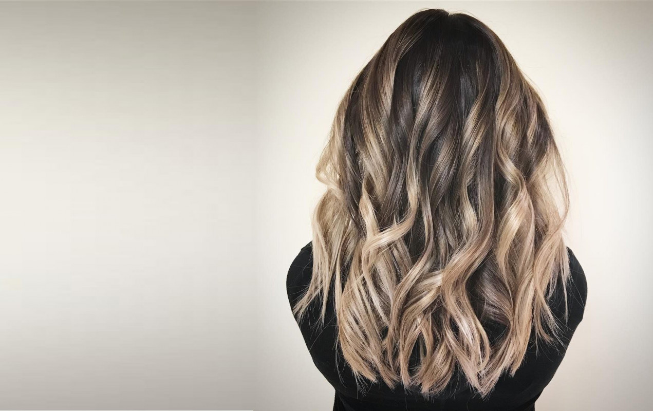 Фарбування волосся: види, техніки та прості поради